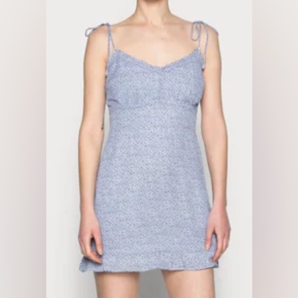 Abercrombie & Fitch Blue Floral Spaghetti Strap Dress - Picture 2 of 12
